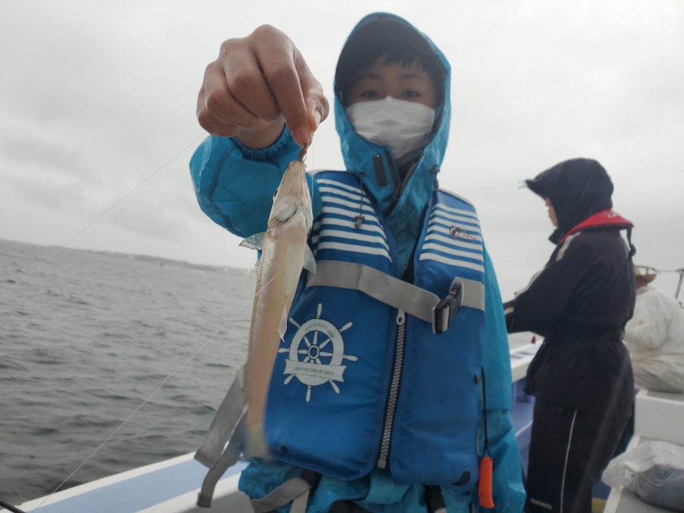 午後便キス釣り、今日も良型続々ー！