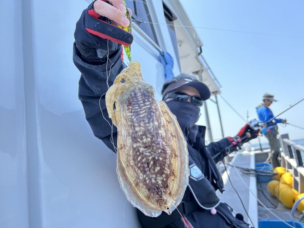 第十一忠栄丸も出船中!