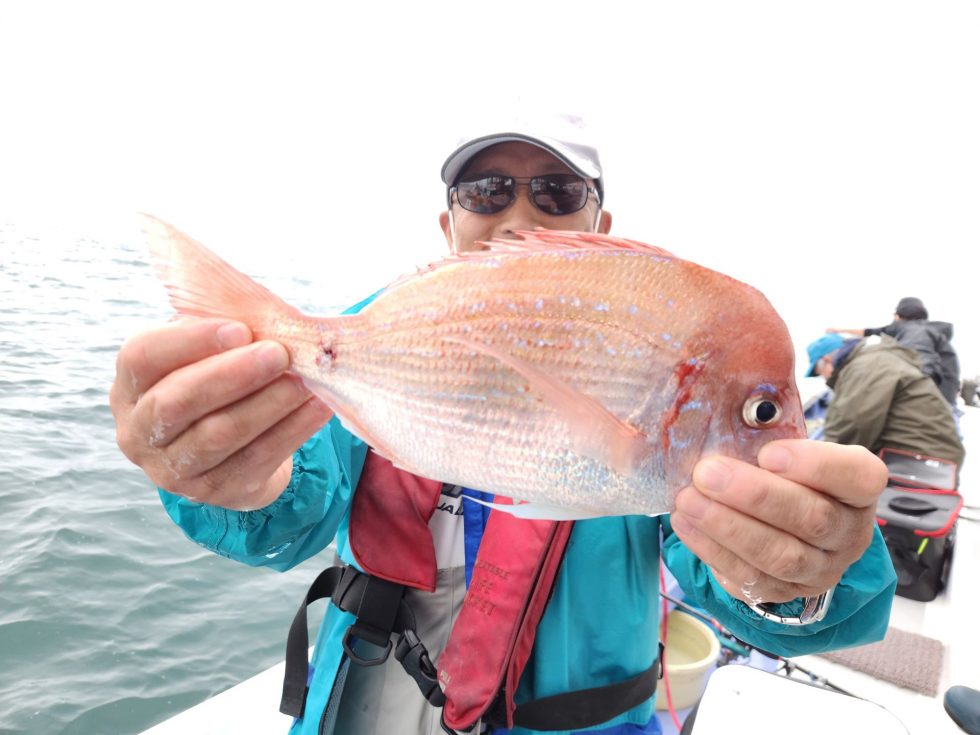 明日(日)テンヤタチウオ、ウタセ五目、出船確定!