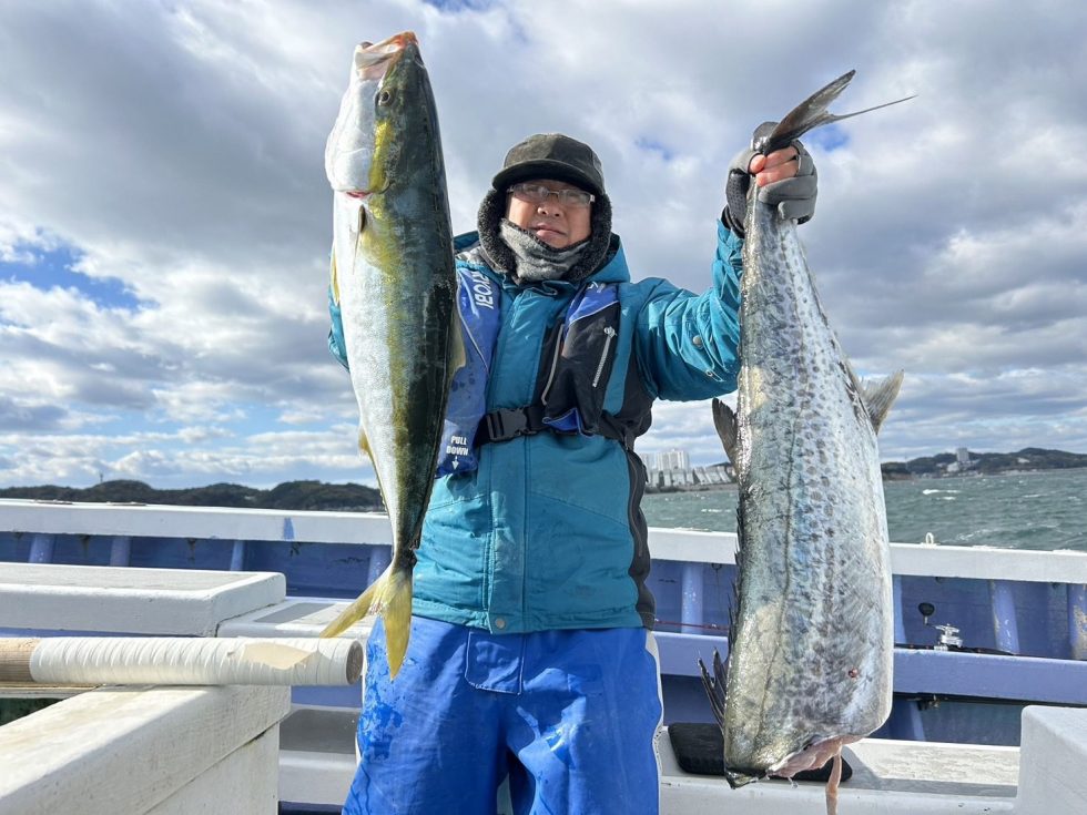 明日(月)も泳がせ出船確定です！空き多数