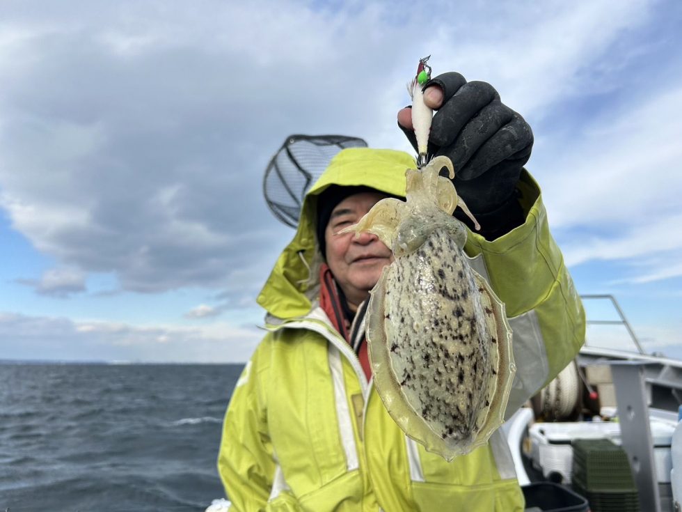 浅場のためオモリ40号でアタリもとりやすい！