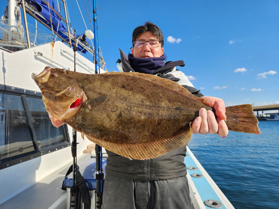 泳がせ出船!肉厚ヒラメだ!