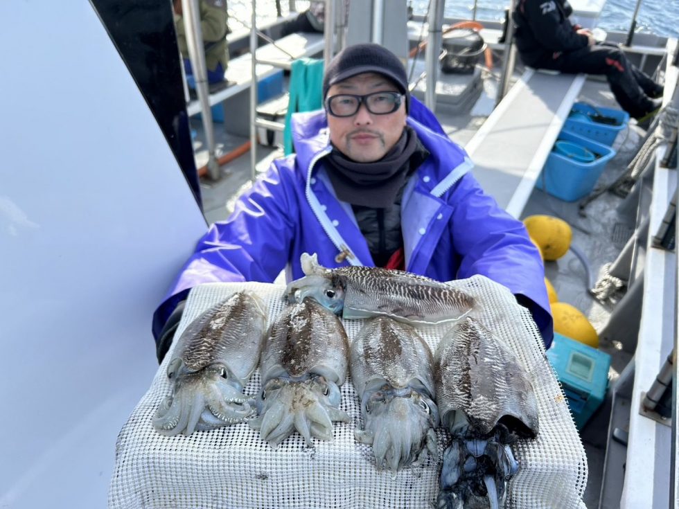 ２隻分乗、ゆったり釣行でした