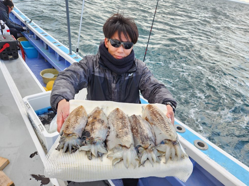 肉厚絶品コウイカ釣りまくり！