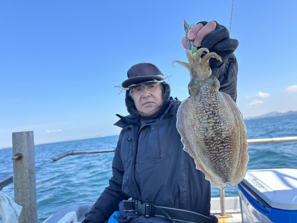 明日(火)２隻に分乗、かなり空きあります