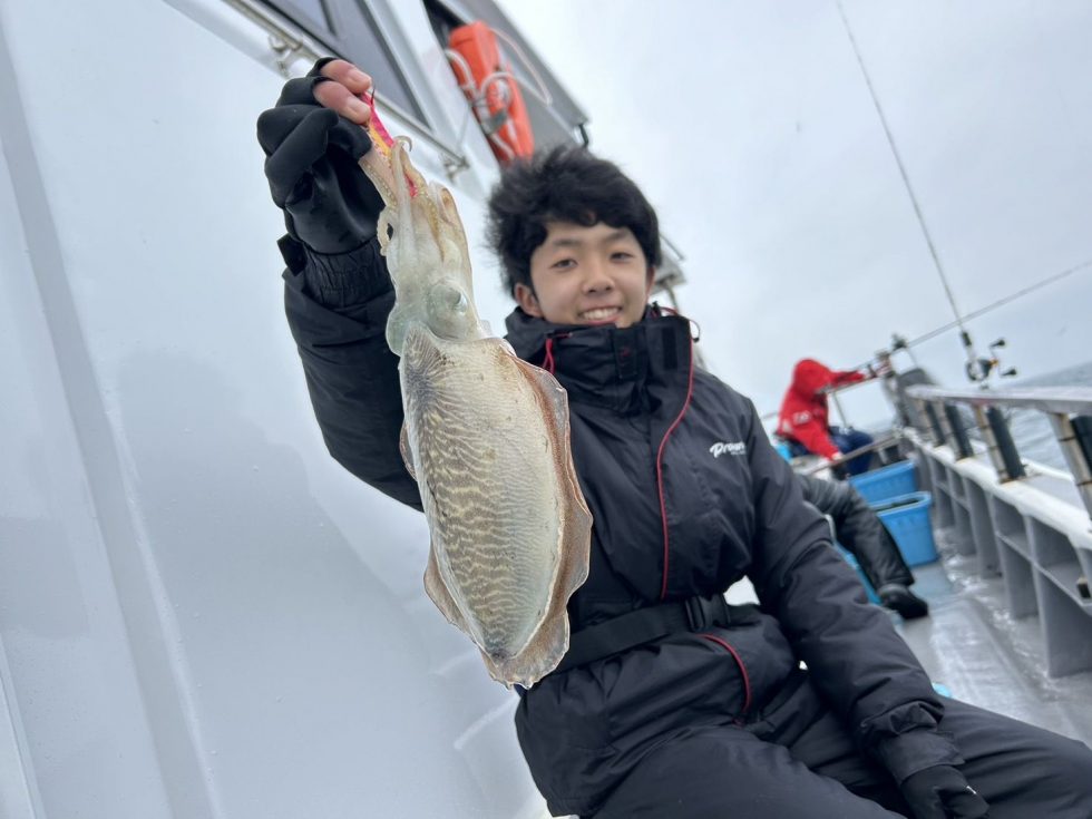 明日(金)イサキ出船確定、コウイカ出船確定