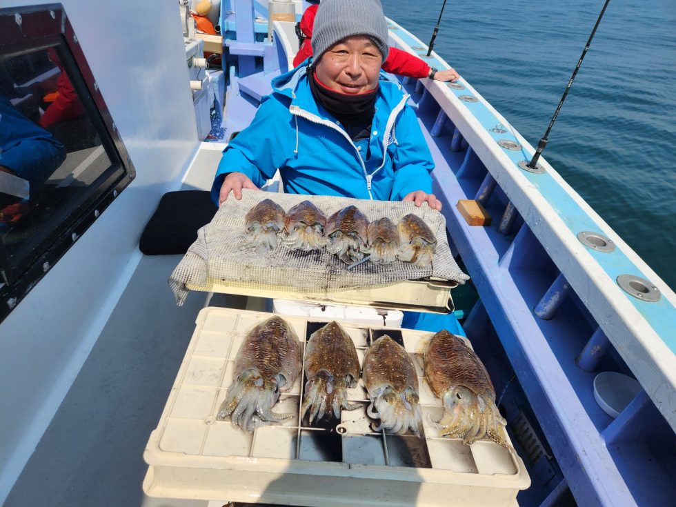 肉厚コウイカ船中79杯っ！