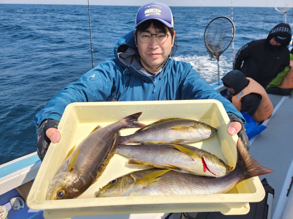 大山沖イサキ、明日からも空き多数！朝の飛び入り大歓迎
