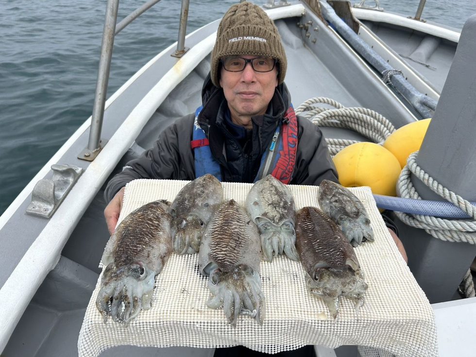 驚異の船中63杯！