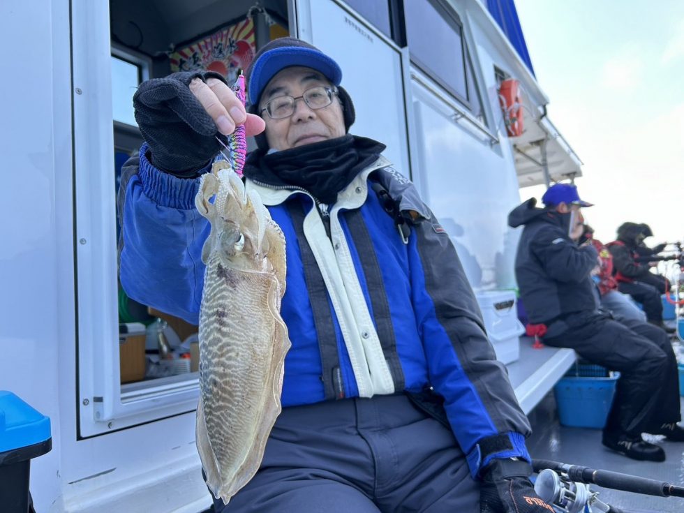 ４月もコウイカ釣りまくりです！予約お待ちしてます