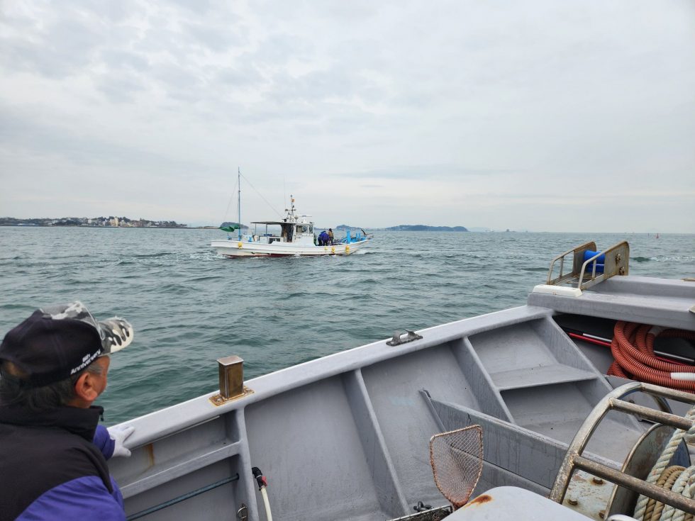 午後から漁礁周りの掃除をせた。