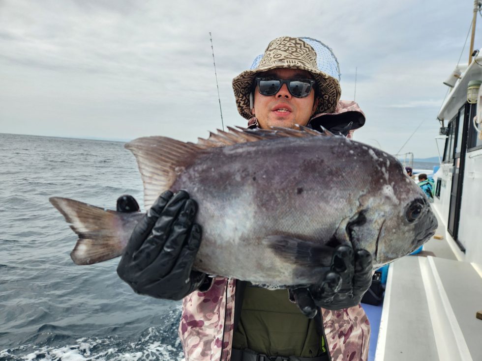 今日も何度か石鯛らしき魚に仕掛け切られてしまいました。