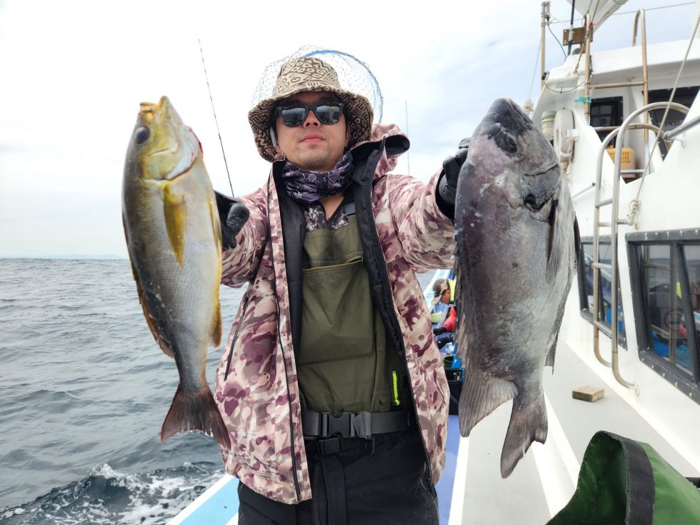 大山沖イサキ釣り出船中！