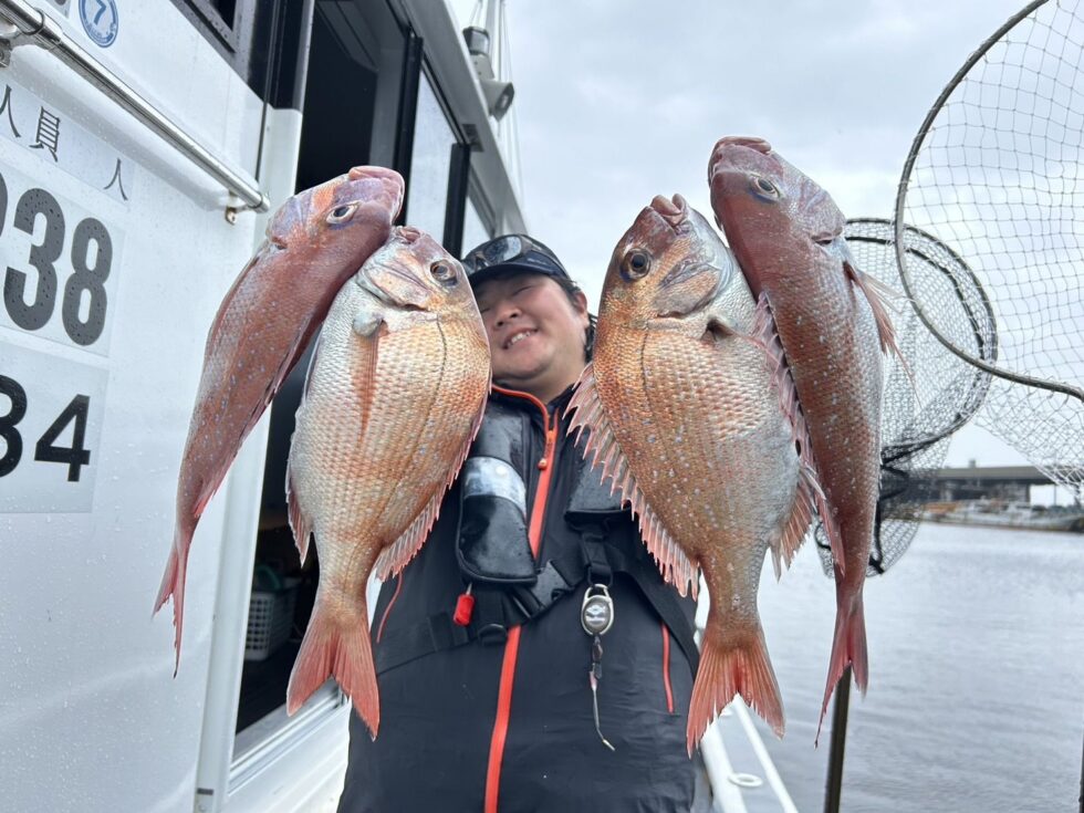 リピーター続出中の伊勢湾一つテンヤへ！