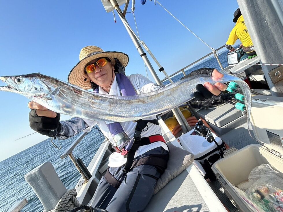 伊良湖水道テンヤタチウオ専門で出船中！