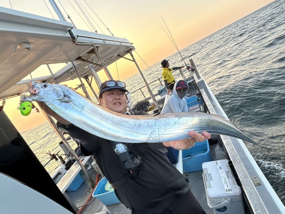 伊良湖水道朝イチ凄かったー！フィッシングマイスターもお見事！