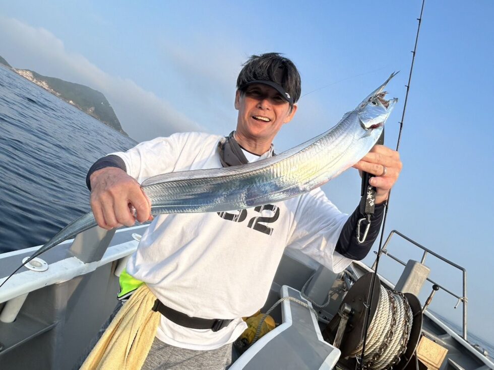 伊良湖水道テンヤタチウオ専門で出船中！