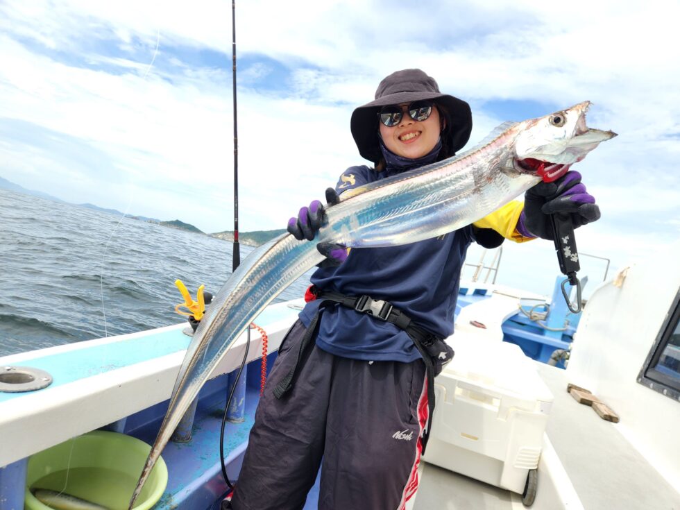 伊良湖水道極太タチウオ！