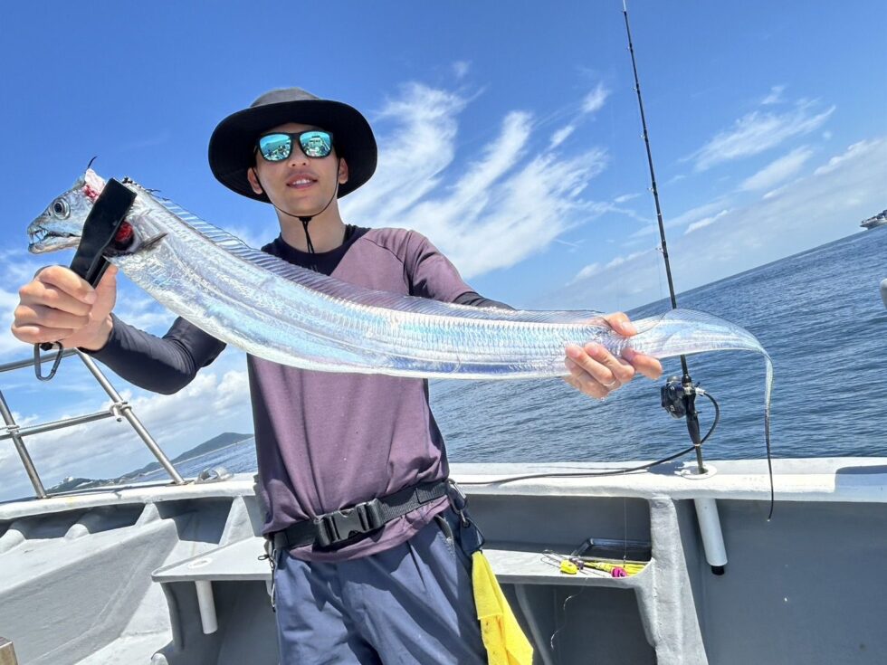 大型ゲット!テンヤタチウオ専門の醍醐味ですね