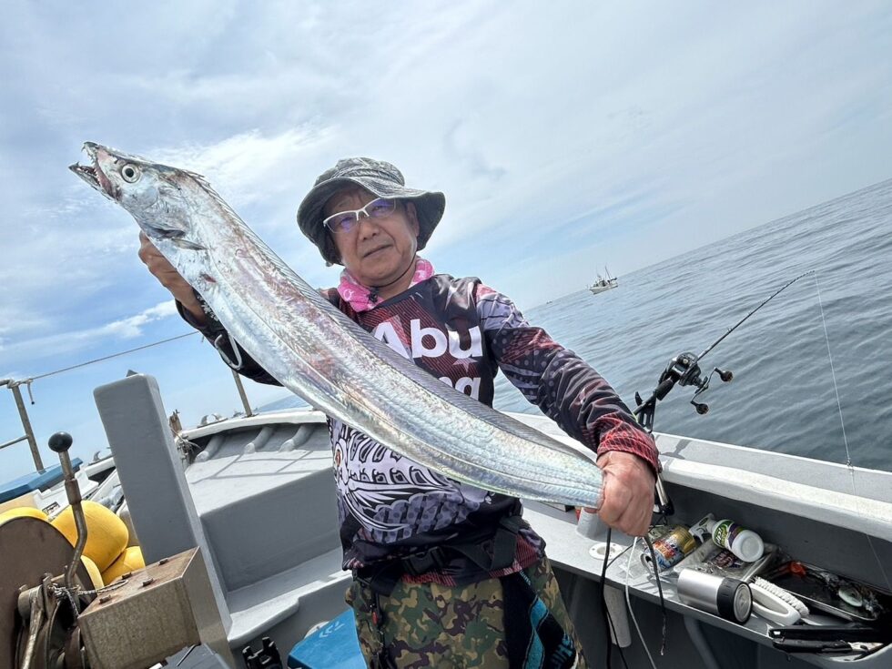 伊良湖水道大型タチウオ！