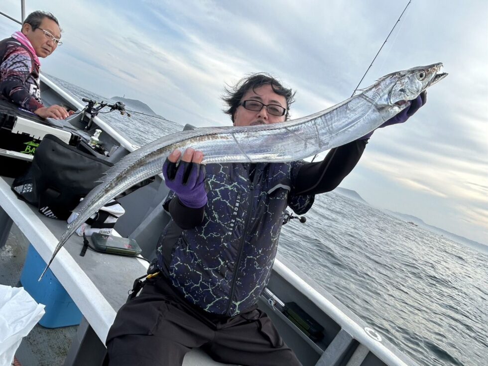 テンヤタチウオ専門２隻分乗でした