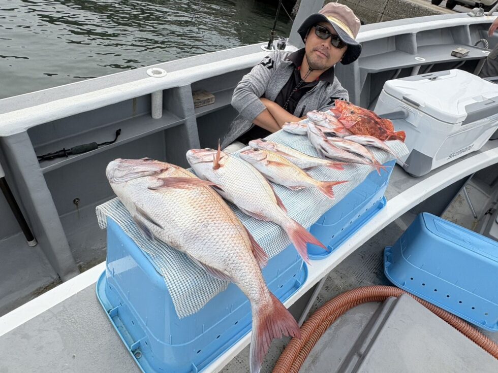 秋の伊勢湾一つテンヤ、マダイ爆発発進！