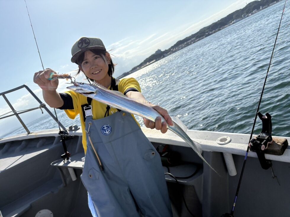 午後ショート便タチウオ出船!今日も活性バリバリ!