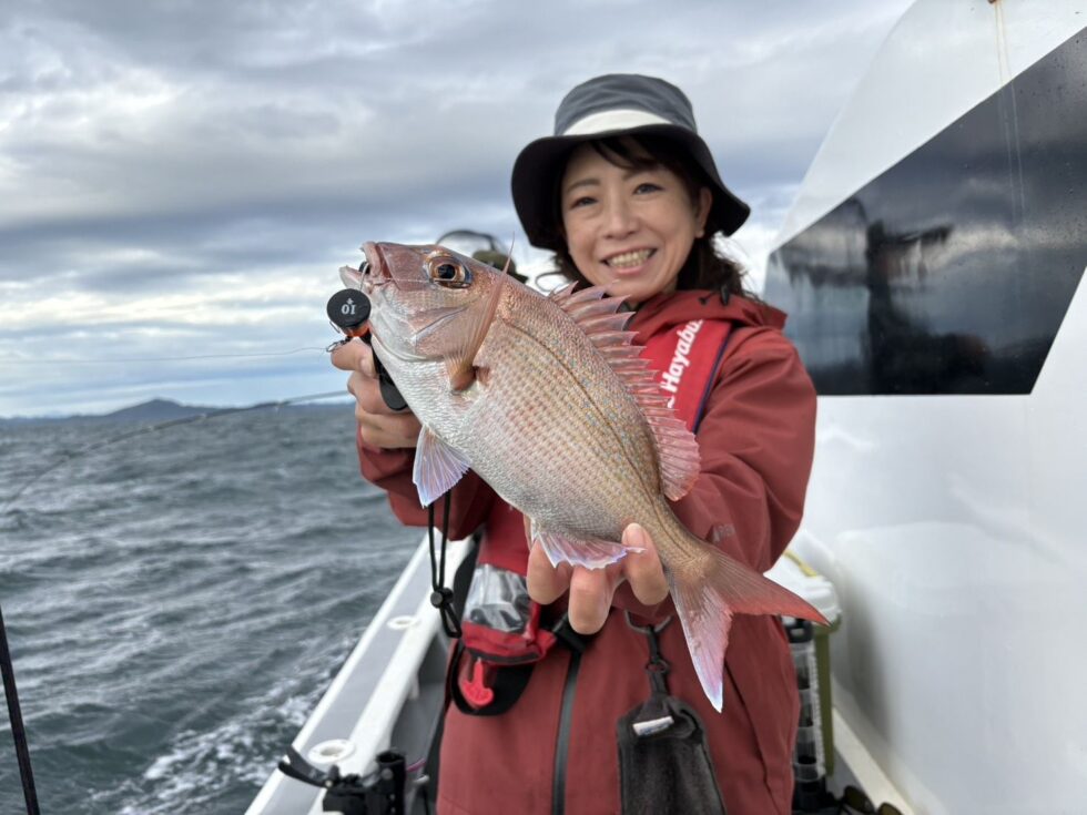 一つテンヤ真鯛、絶好調ー!