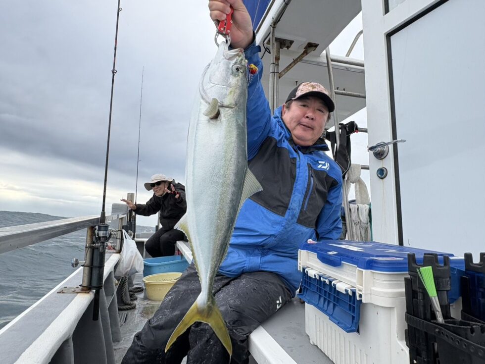 連日のご乗船ありがとうございます!今日も釣りまくり!