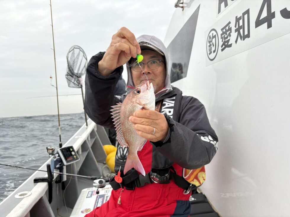 一つテンヤ真鯛釣り予約受付中！