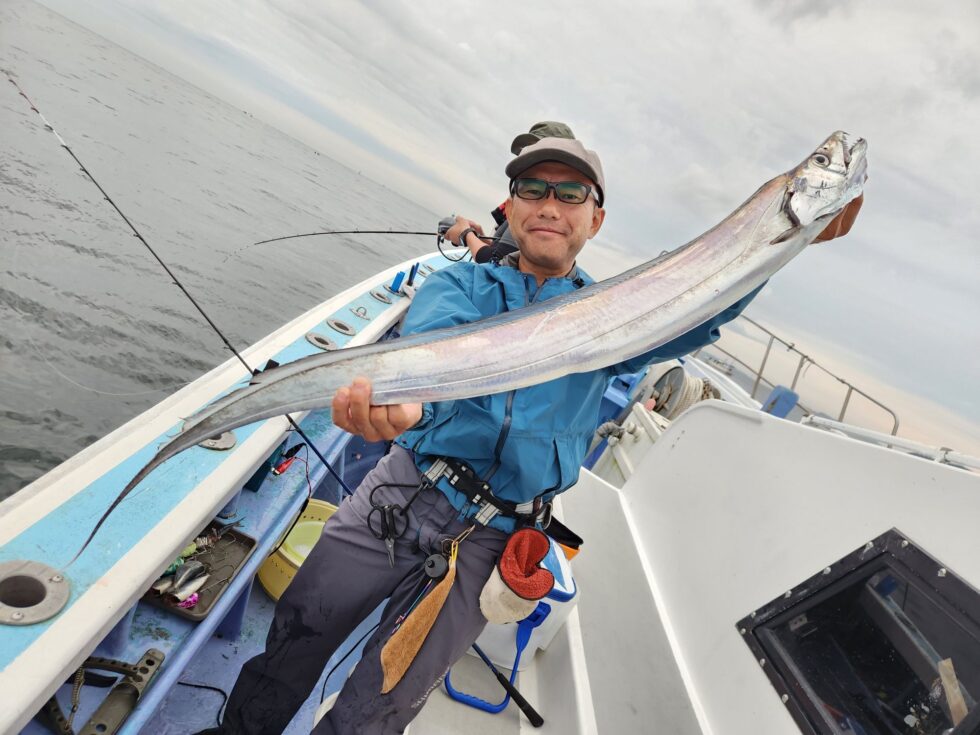 伊良湖水道テンヤタチウオ専門！連日大型続出！
