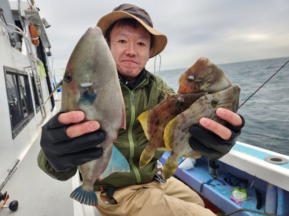 ウタセ五目船、肝パンカワハギ多数!