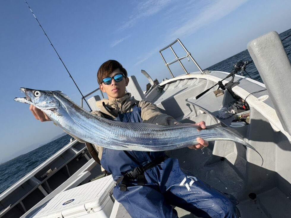 三重県国崎港 幸丸の息子さん晴喜君。今日もお見事でした