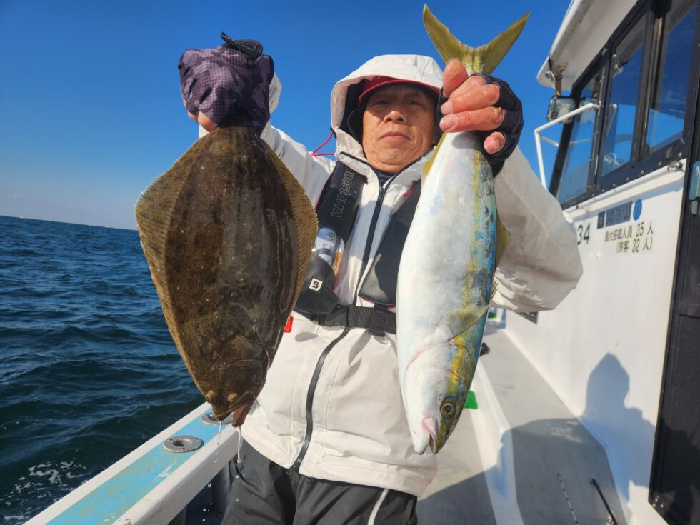 イワシ泳がせ船！