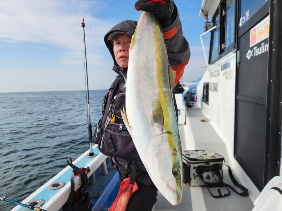 泳がせ釣り金曜日出船！空き多数