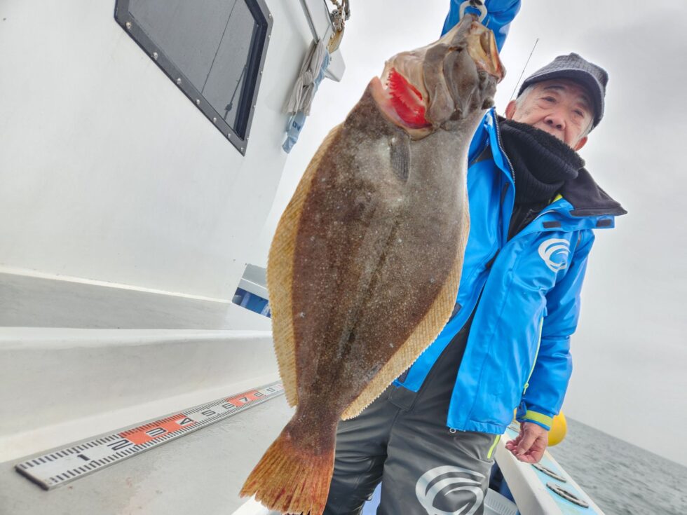 泳がせ船！肉厚ヒラメ登場！