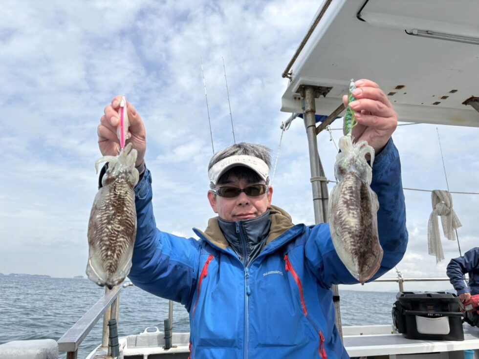 明日(土)コウイカ出船確定です！ウタセ五目募集中。