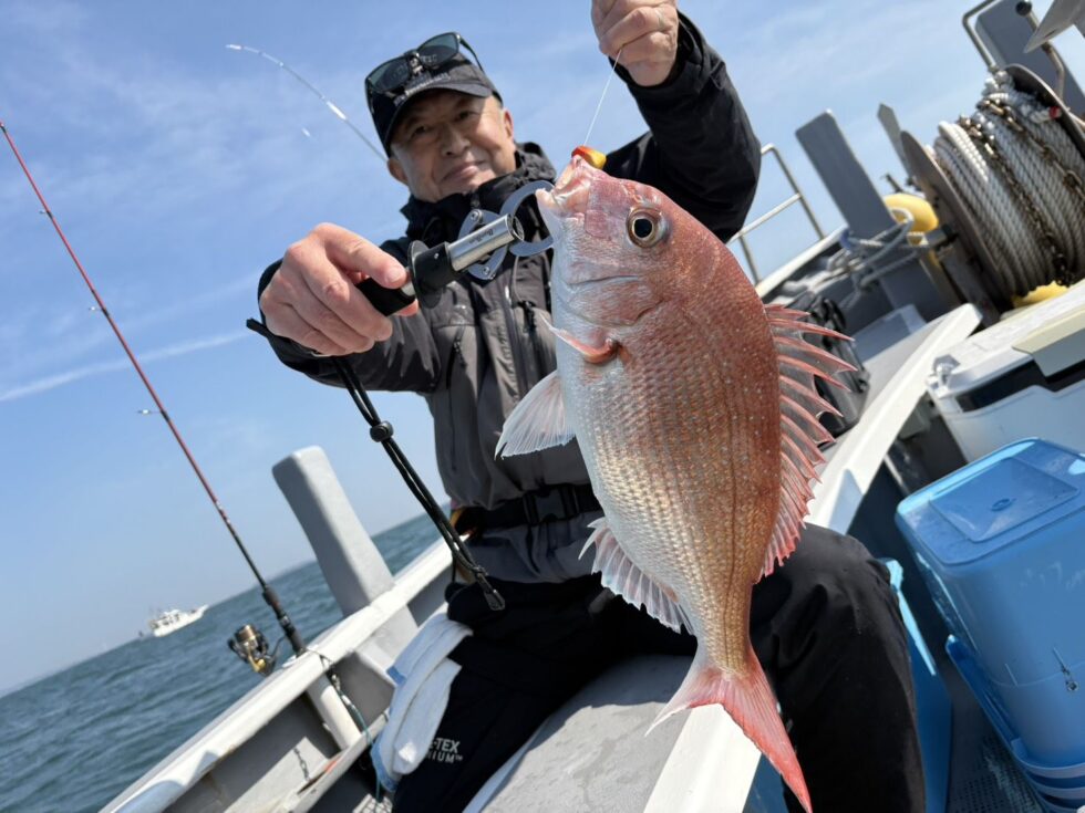 一つテンヤ真鯛船!