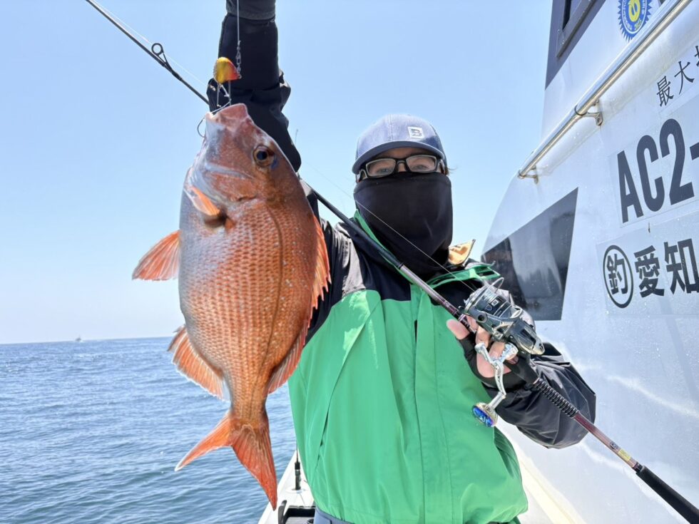 一つテンヤ真鯛釣りリピーター様続出中!