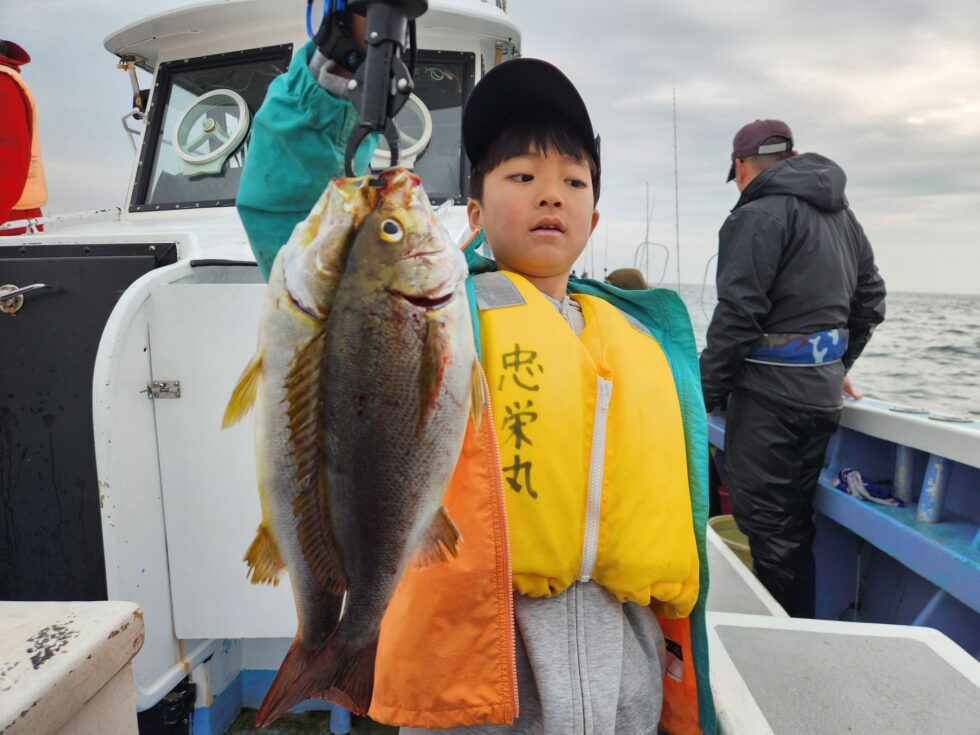 釣りボーイ大型イサキゲット！