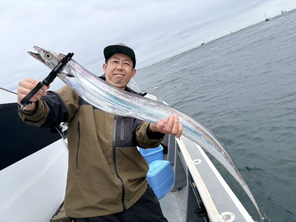 ２隻分乗ゆったり釣行でした。