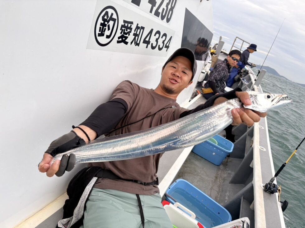 良型連発!2隻分乗ゆったり釣行でした
