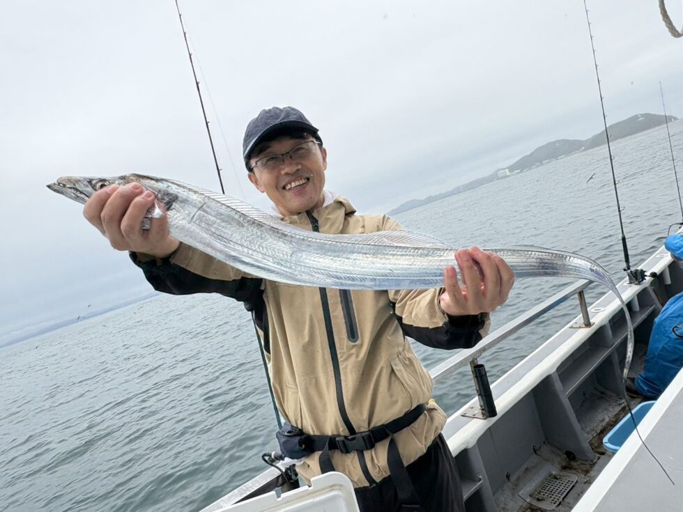 タチウオ船!テンヤ専門で出船です。
